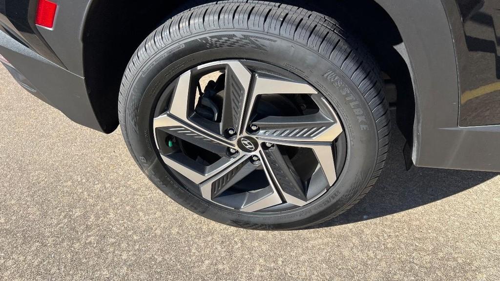 used 2024 Hyundai TUCSON Hybrid car, priced at $26,494