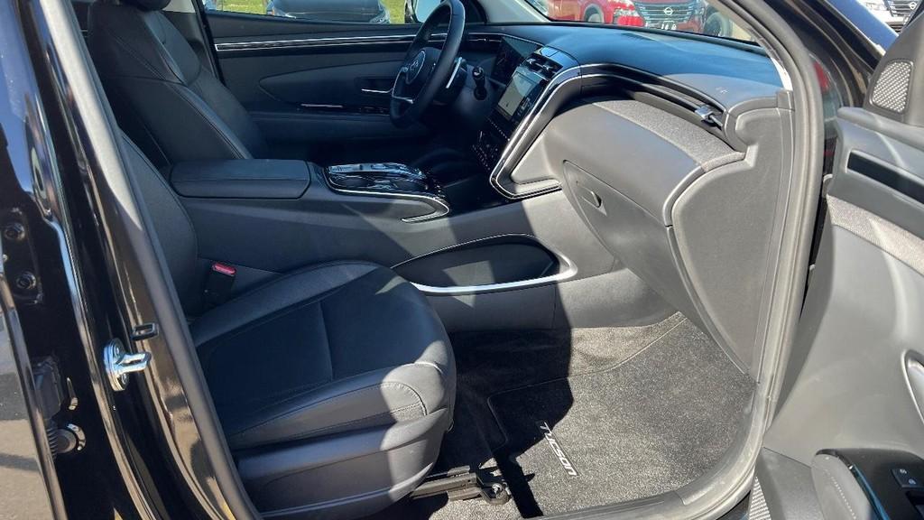 used 2024 Hyundai TUCSON Hybrid car, priced at $26,494