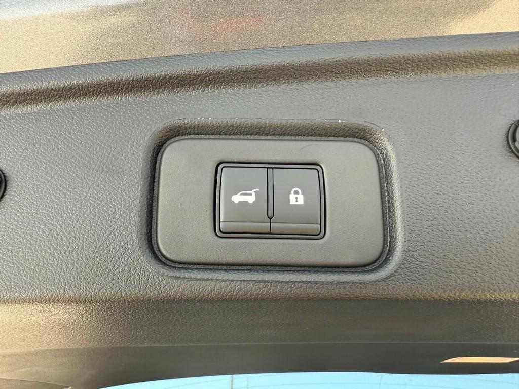 new 2025 Nissan Pathfinder car, priced at $38,164