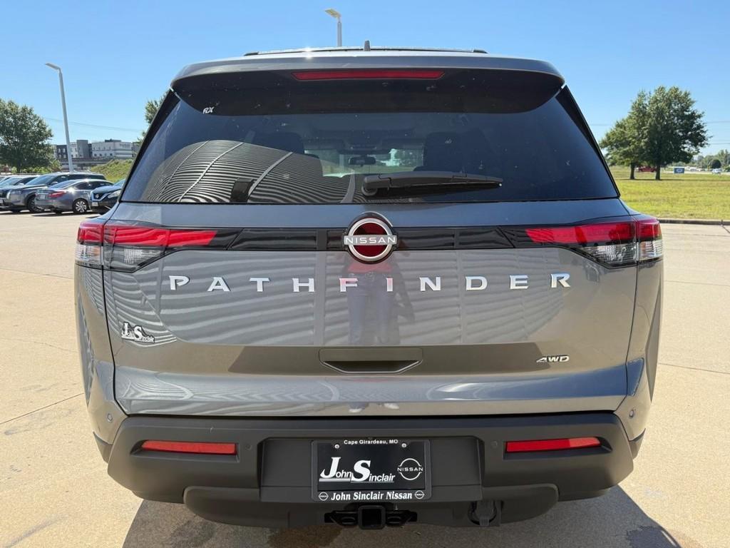 new 2025 Nissan Pathfinder car, priced at $38,164