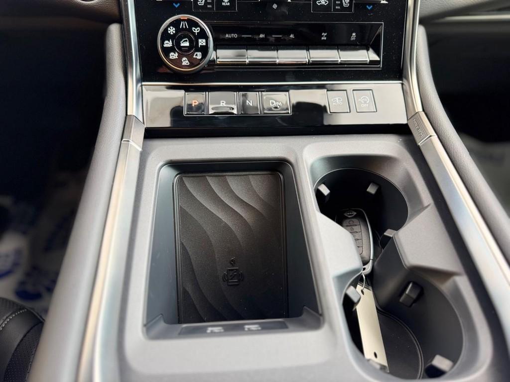 new 2025 Nissan Armada car, priced at $75,598