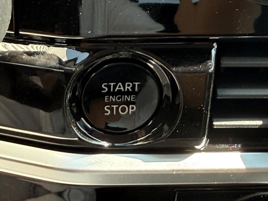new 2025 Nissan Pathfinder car, priced at $36,374