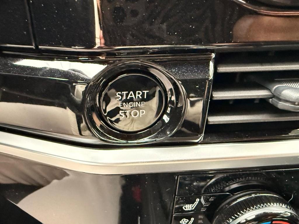 new 2025 Nissan Pathfinder car, priced at $46,762