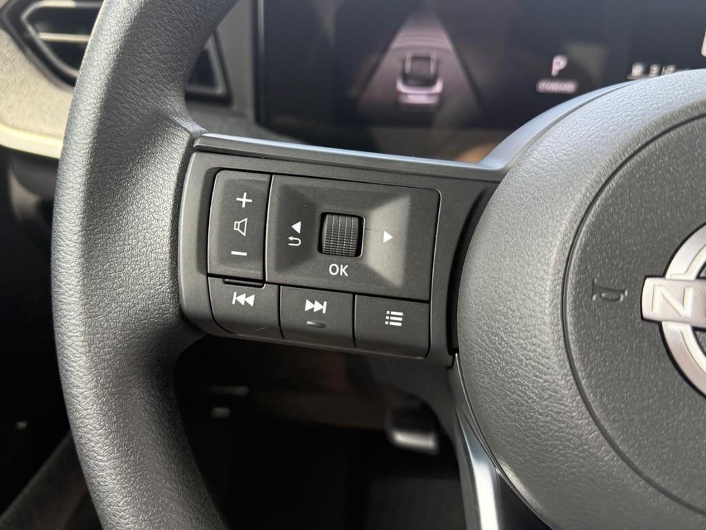 new 2025 Nissan Kicks car, priced at $26,518