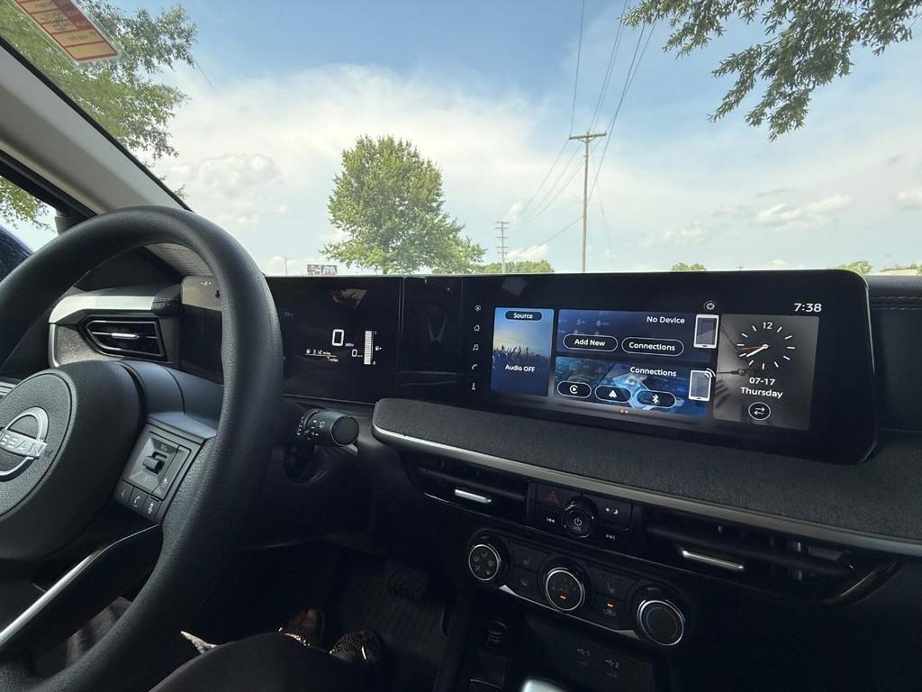 new 2025 Nissan Kicks car, priced at $26,518