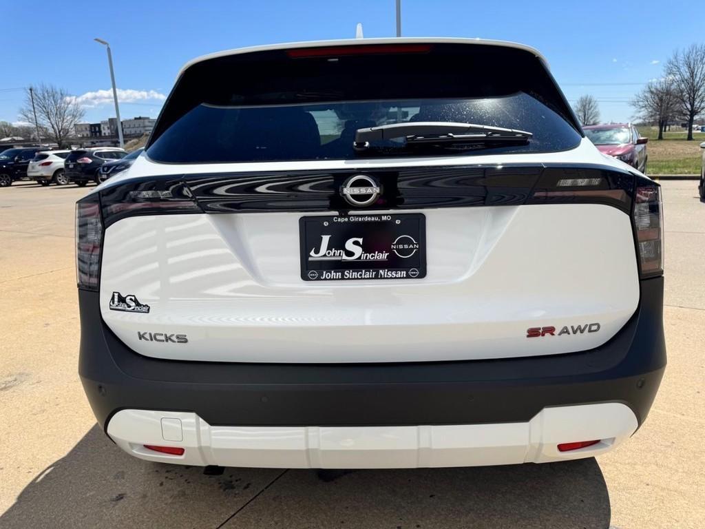 new 2025 Nissan Kicks car, priced at $28,192