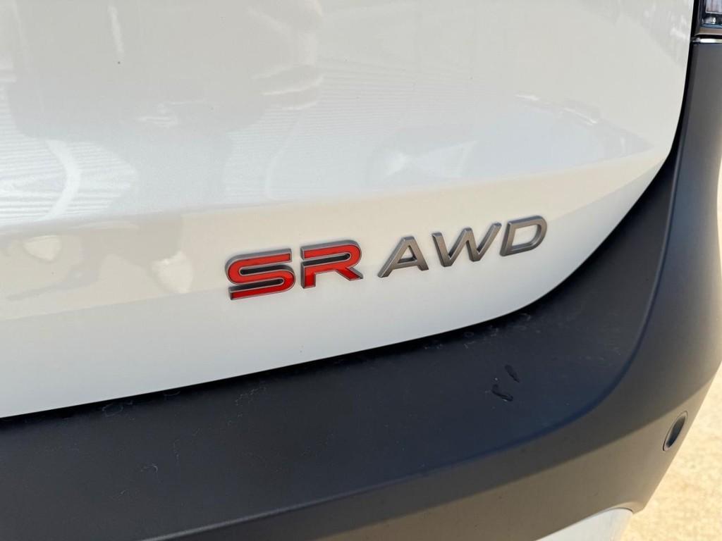 new 2025 Nissan Kicks car, priced at $28,192