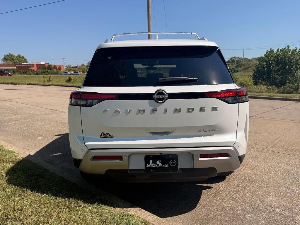 new 2025 Nissan Pathfinder car, priced at $39,628