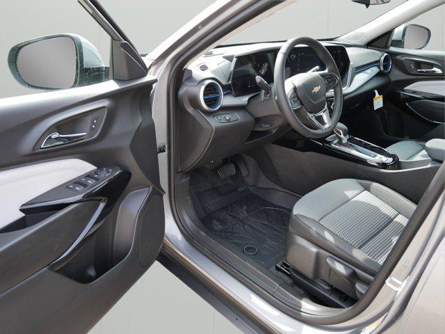used 2025 Chevrolet Trax car, priced at $23,885