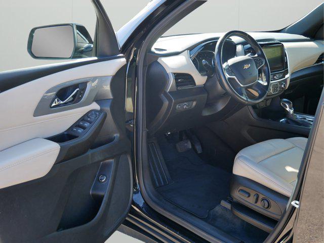 used 2022 Chevrolet Traverse car, priced at $35,599