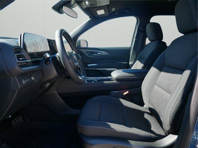 new 2025 Chevrolet Traverse car, priced at $39,595