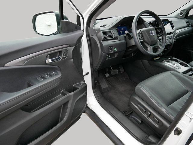 used 2021 Honda Pilot car, priced at $38,995