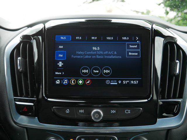 used 2022 Chevrolet Traverse car, priced at $33,299