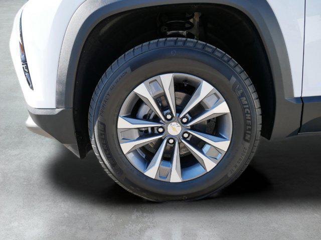 new 2025 Chevrolet Equinox car, priced at $32,080