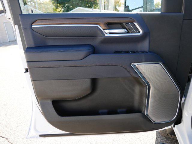 new 2025 Chevrolet Silverado 3500 car, priced at $91,550