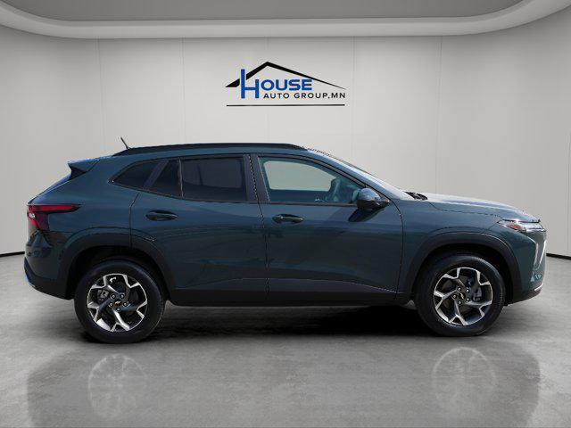 new 2025 Chevrolet Trax car, priced at $23,885
