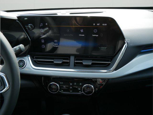 new 2025 Chevrolet Trax car, priced at $23,885
