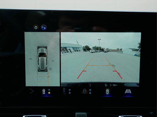 new 2026 Chevrolet Equinox car, priced at $33,990