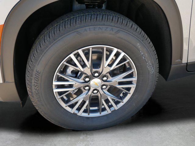 new 2026 Chevrolet Traverse car, priced at $688,800