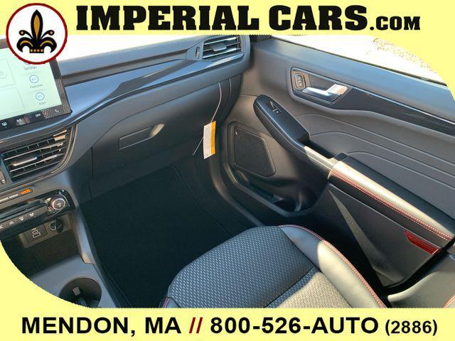 new 2025 Ford Escape car, priced at $30,384