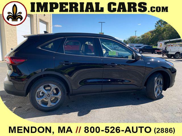 new 2025 Ford Escape car, priced at $30,384