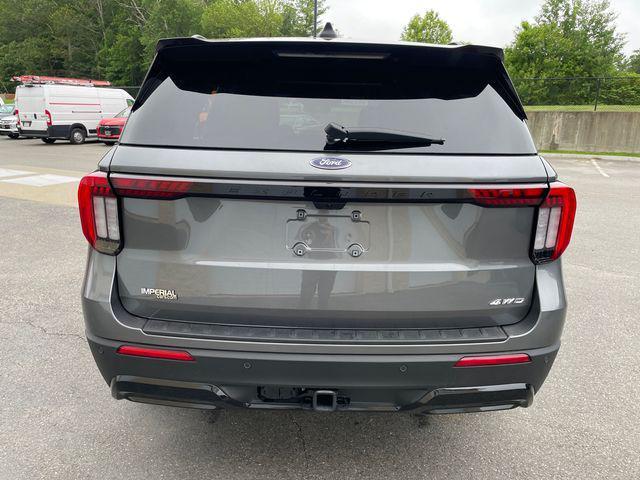 new 2025 Ford Explorer car, priced at $55,361