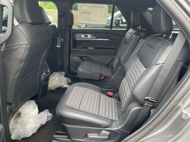 new 2025 Ford Explorer car, priced at $55,361