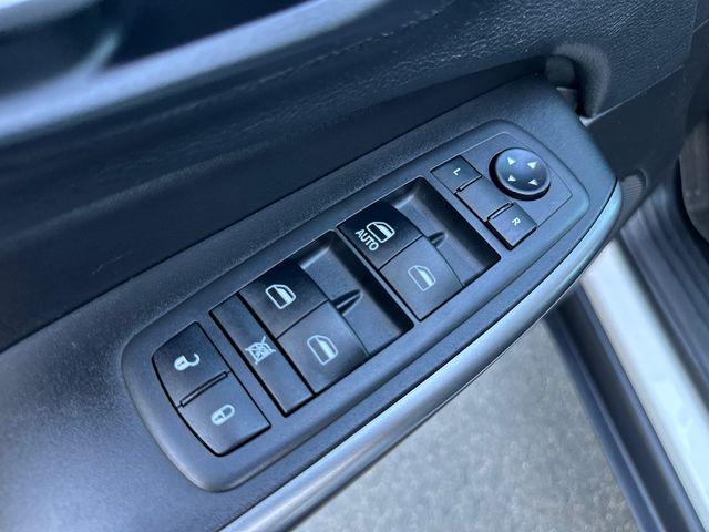 used 2019 Jeep Cherokee car, priced at $15,477