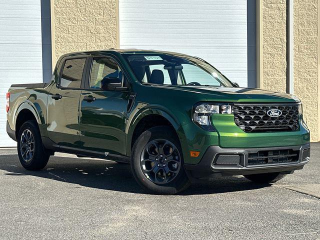 new 2025 Ford Maverick car, priced at $35,025