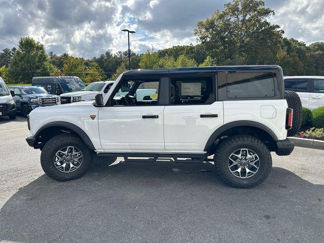 new 2024 Ford Bronco car, priced at $51,698