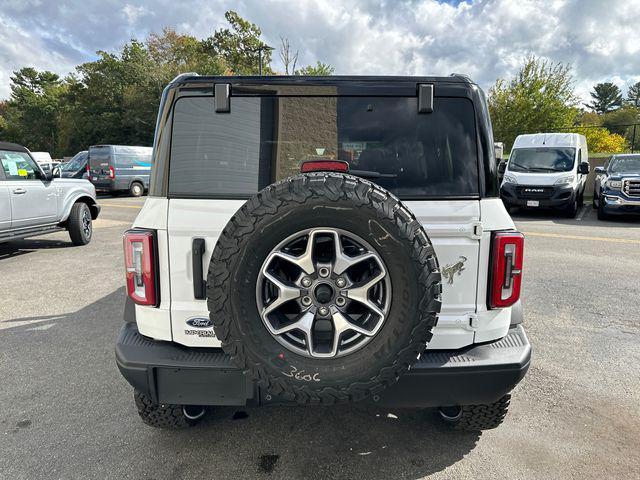 new 2024 Ford Bronco car, priced at $51,698