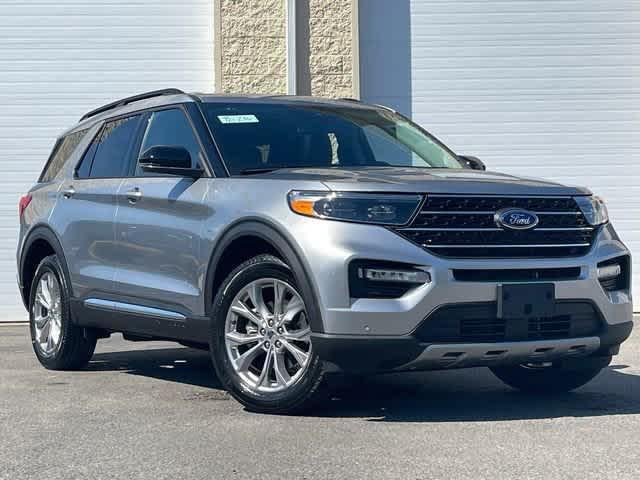 new 2024 Ford Explorer car, priced at $51,875