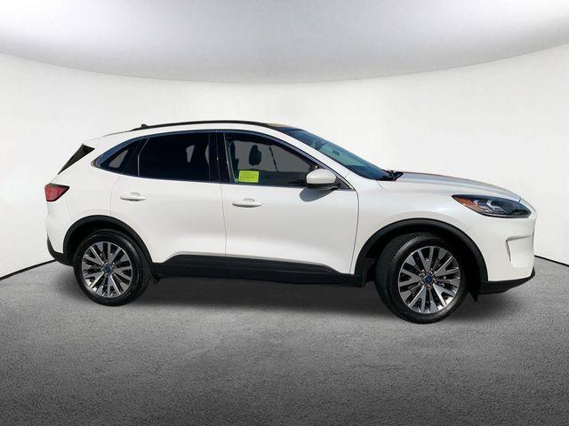 used 2022 Ford Escape car, priced at $24,347