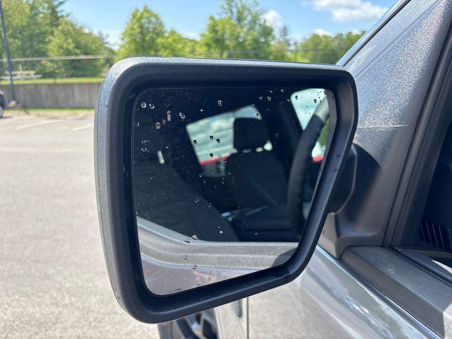 new 2025 Ford F-150 car, priced at $50,374