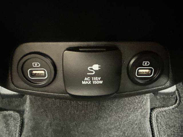 used 2022 Hyundai Santa Fe car, priced at $27,977