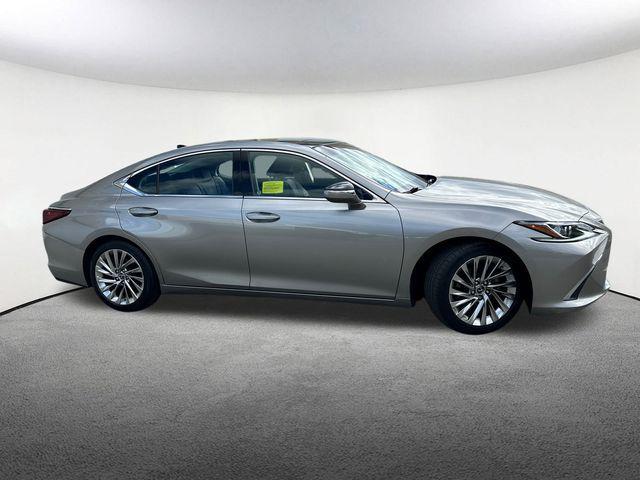 used 2019 Lexus ES 350 car, priced at $31,647