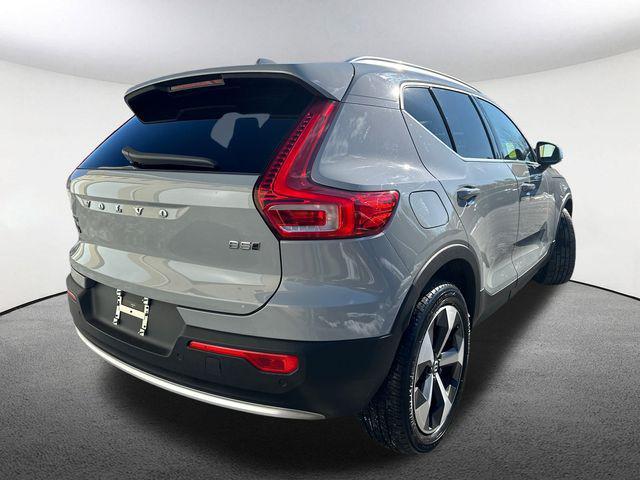 used 2024 Volvo XC40 car, priced at $34,477