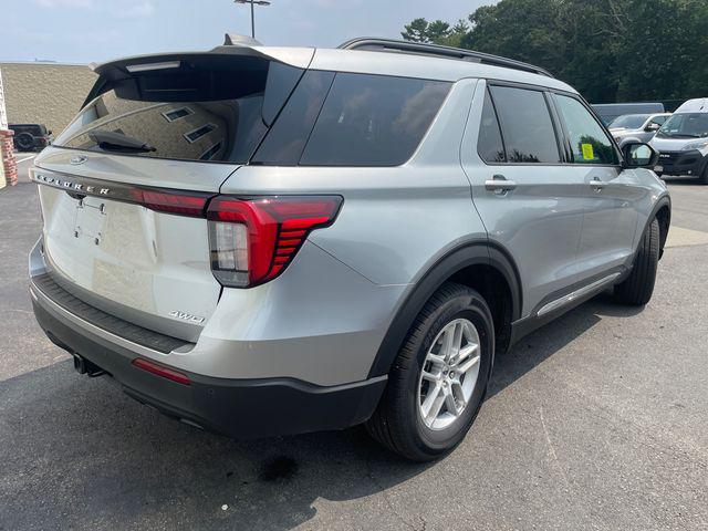 new 2025 Ford Explorer car, priced at $38,882