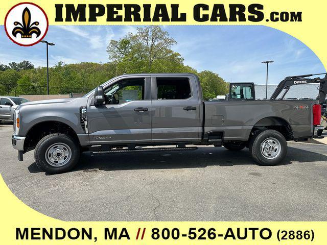 new 2025 Ford F-250 car, priced at $62,670