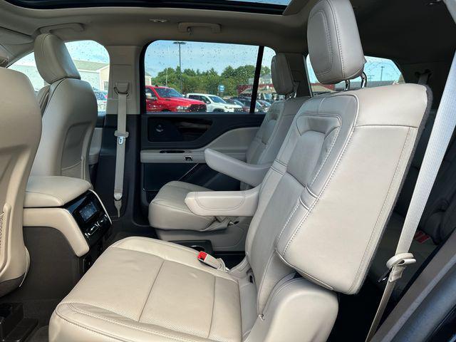 used 2022 Lincoln Aviator car, priced at $39,977