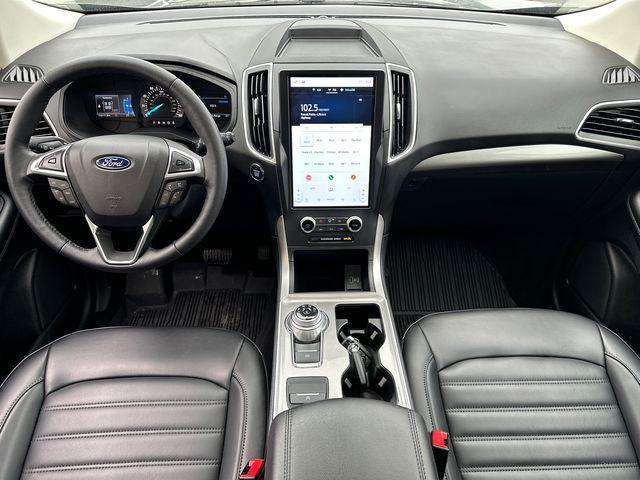 used 2024 Ford Edge car