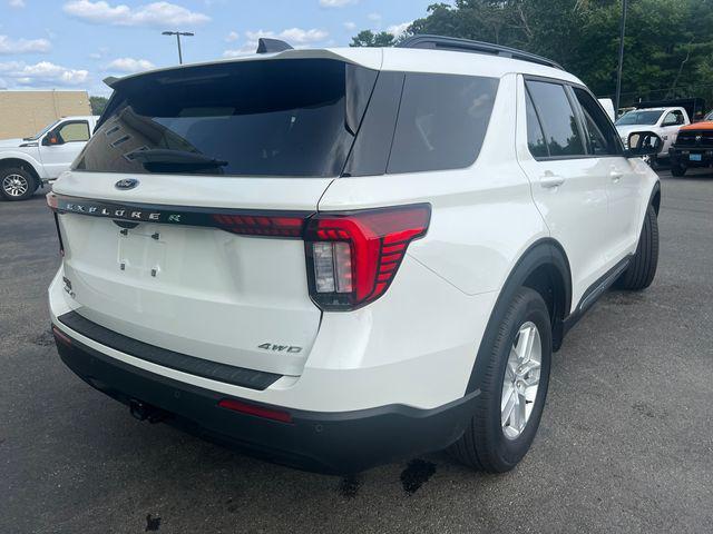 new 2025 Ford Explorer car, priced at $39,871