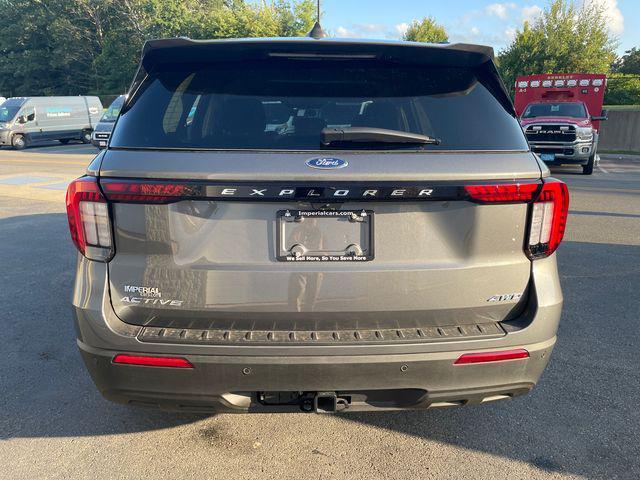 new 2025 Ford Explorer car, priced at $39,749