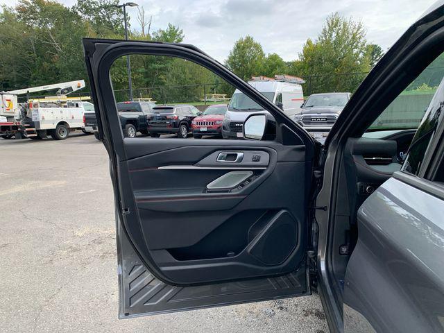 new 2025 Ford Explorer car, priced at $58,719