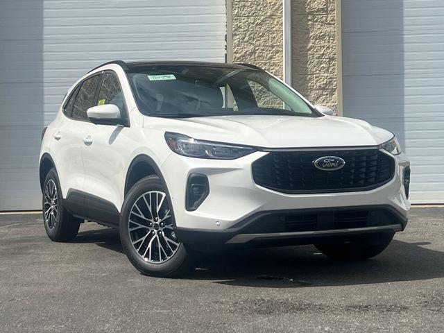 new 2024 Ford Escape car, priced at $43,977