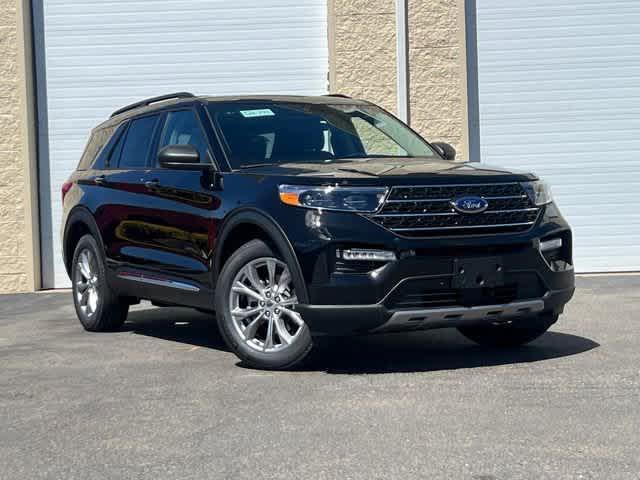new 2024 Ford Explorer car, priced at $48,375