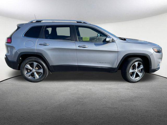 used 2019 Jeep Cherokee car, priced at $20,977