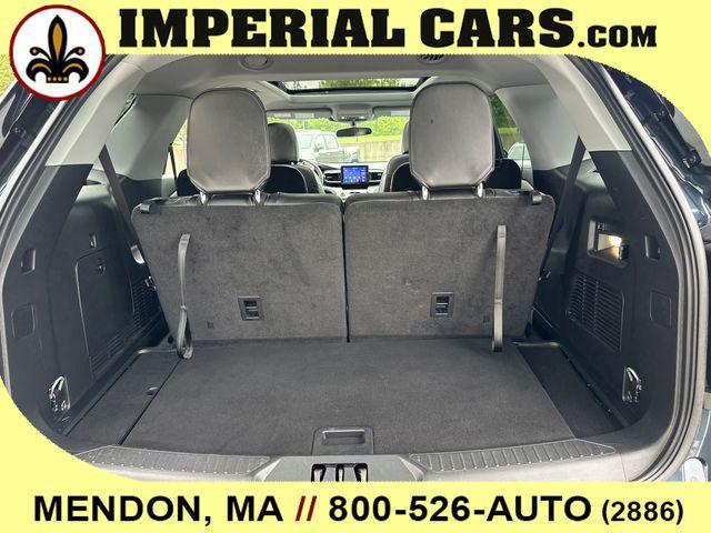 used 2024 Ford Explorer car, priced at $43,977