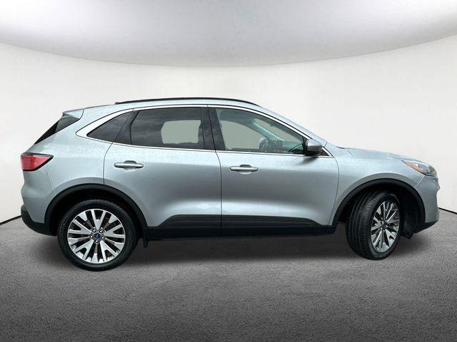 used 2022 Ford Escape car, priced at $22,977