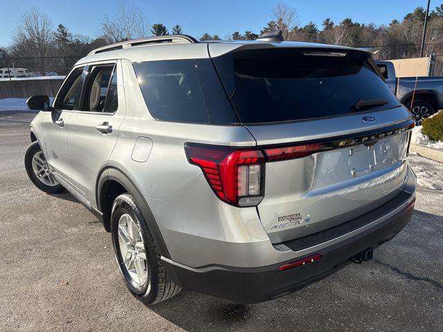 new 2025 Ford Explorer car, priced at $40,493